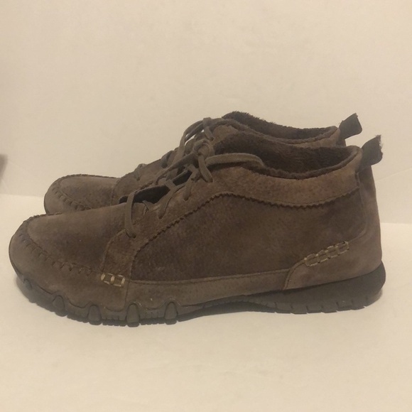 Skechers Women’s Chocolate Brown Bikers-Lineage Leather Suede Chukka Boots - Picture 4 of 9